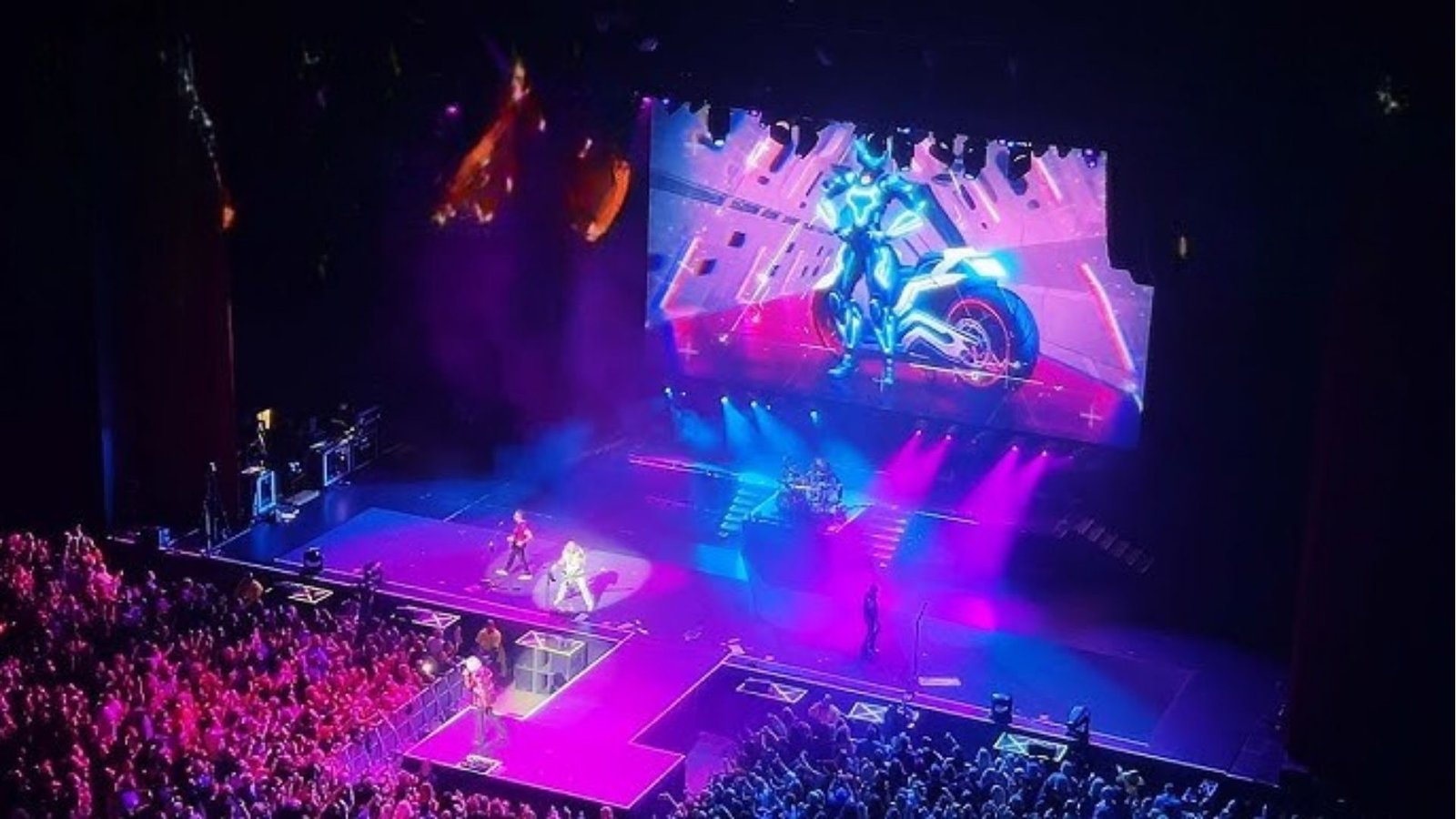 Def Leppard performing at Hard Rock Live in Miami